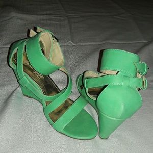 Wedge sandals